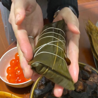 传统纯手工蛋黄鲜肉粽