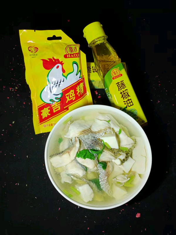 #清香麻爽秒入魂#藤椒油豆腐生鱼片汤