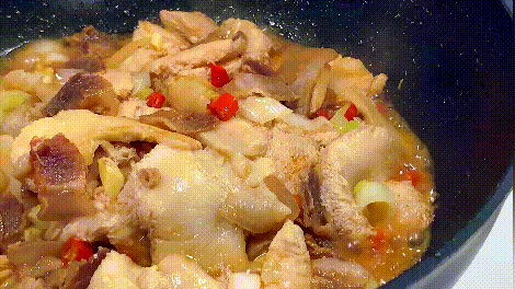 猴头菇学会这么做，一点苦味都没有，干锅实时加热吃，很适合冬天