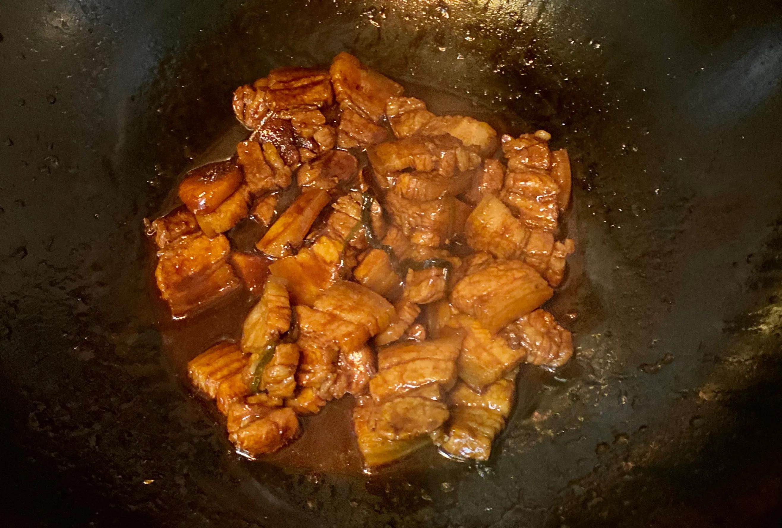 莴笋炒肉片，怎样做莴笋脆嫩肉片香？分享简单做法，好吃又营养