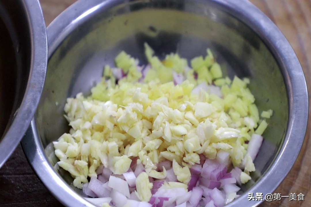 河南老式黄豆酱做法，传统农家配方，不晒不发酵，出锅就能吃