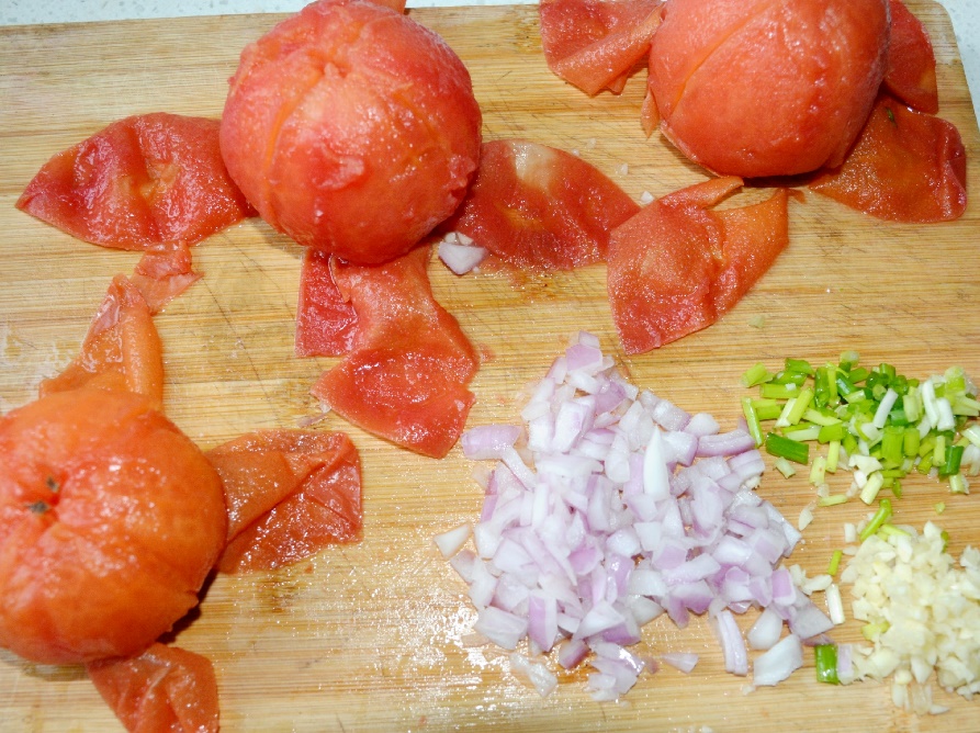 鲜美营养又暖胃，西红柿鸡蛋面的家常做法