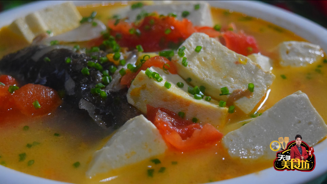 鱼头豆腐汤最好吃的做法，简单美味又营养，看看你喜欢吃不？