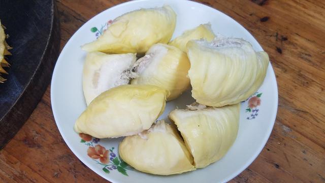 榴莲炖鸡，原来这么好吃，广东很出名的一道菜，做法简单味道棒
