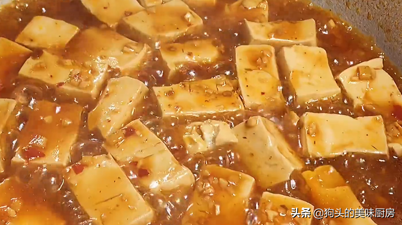 家常豆腐最好吃的做法，比麻婆豆腐还香，好吃下饭，家人都爱吃