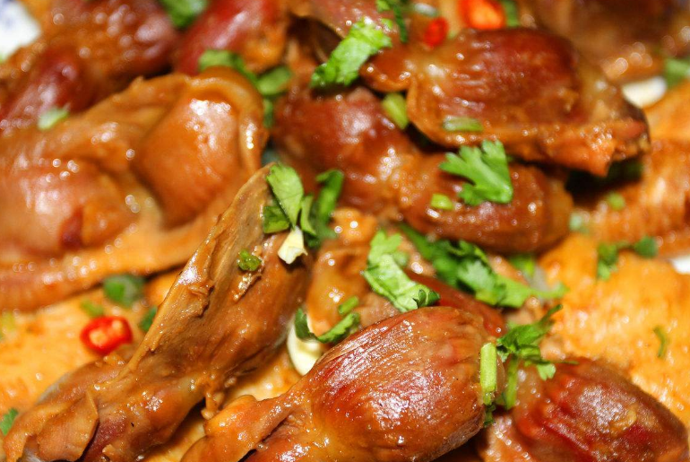 酱鸡胗做法简单是一道特别好的下酒菜 吃起来特别脆