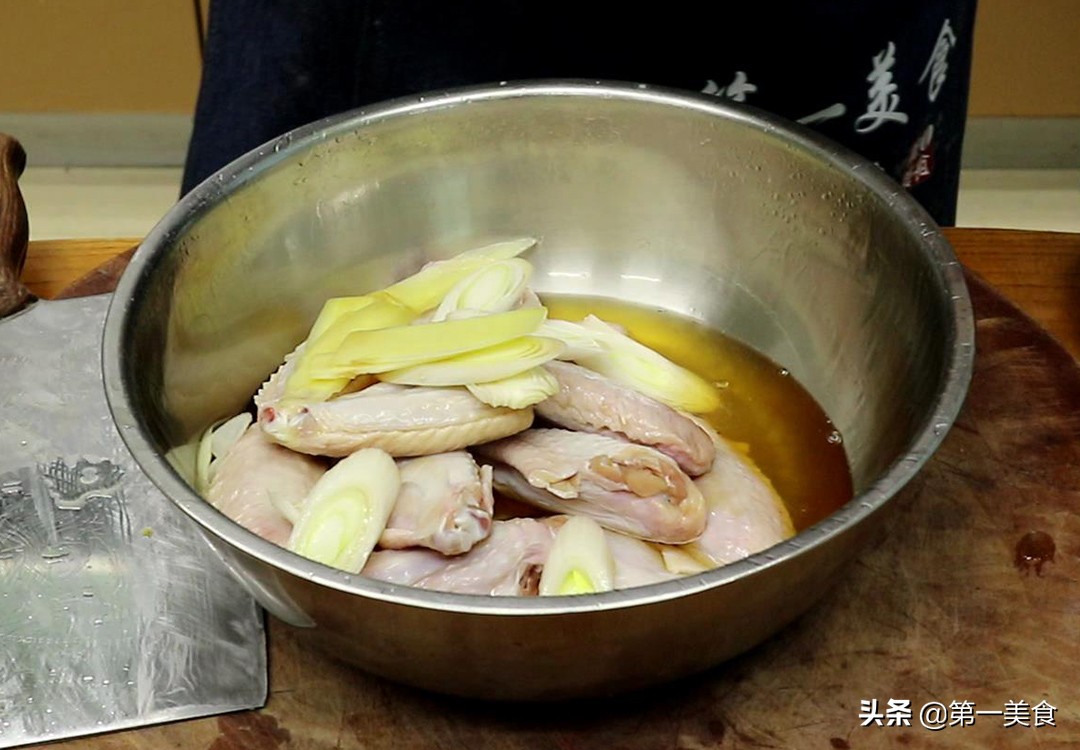 鸡翅百吃不腻，5种家常做法，解馋又美味，好吃得筷子都放不下