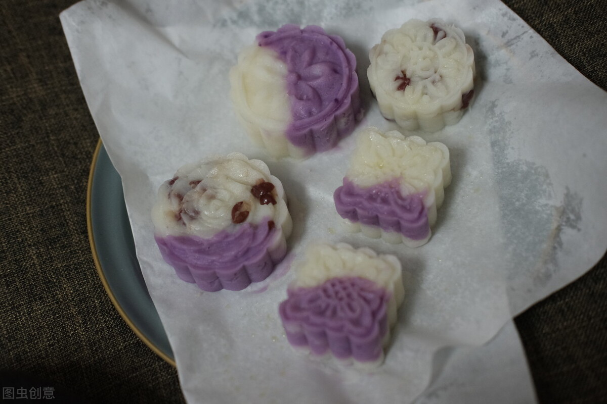 紫薯山药糕，香甜软嫩，健脾补气超健康，做法简单的家常小甜点