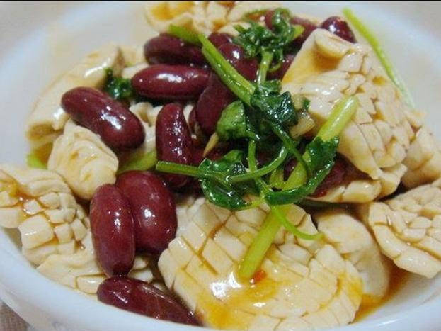 白玉菇炒莴笋，白肉蔬菜卷，神仙豆腐这几道家常菜的做法