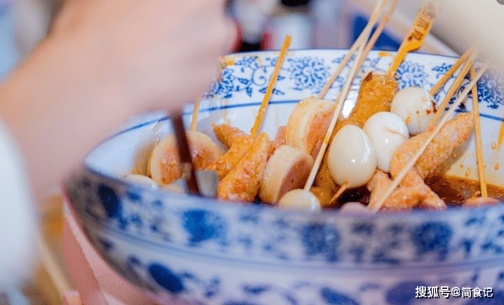 风靡日本的“关东煮”，为什么中国吃货不买账？这4点让顾客失望